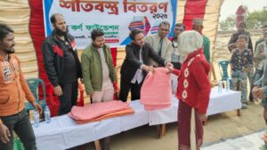 শীতার্ত অসহায় মানুষের পাশে কর্ণ ফাউন্ডেশন 11 দক্ষিণ কৈখালী, শ্যামনগর, সাতক্ষীরা শীতবস্ত্র বিতরণ কর্ণ ফাউন্ডেশন